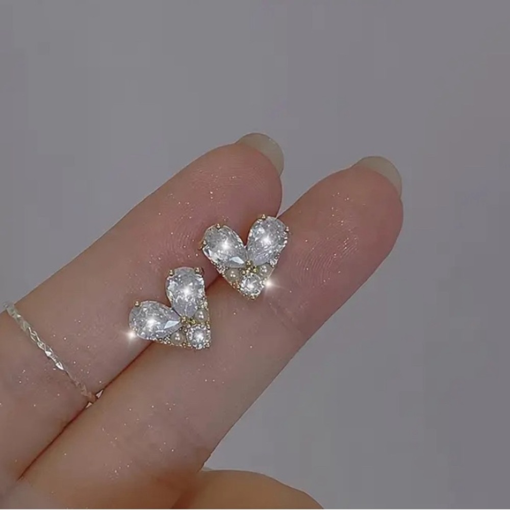 Gold Zircon Heart Earrings